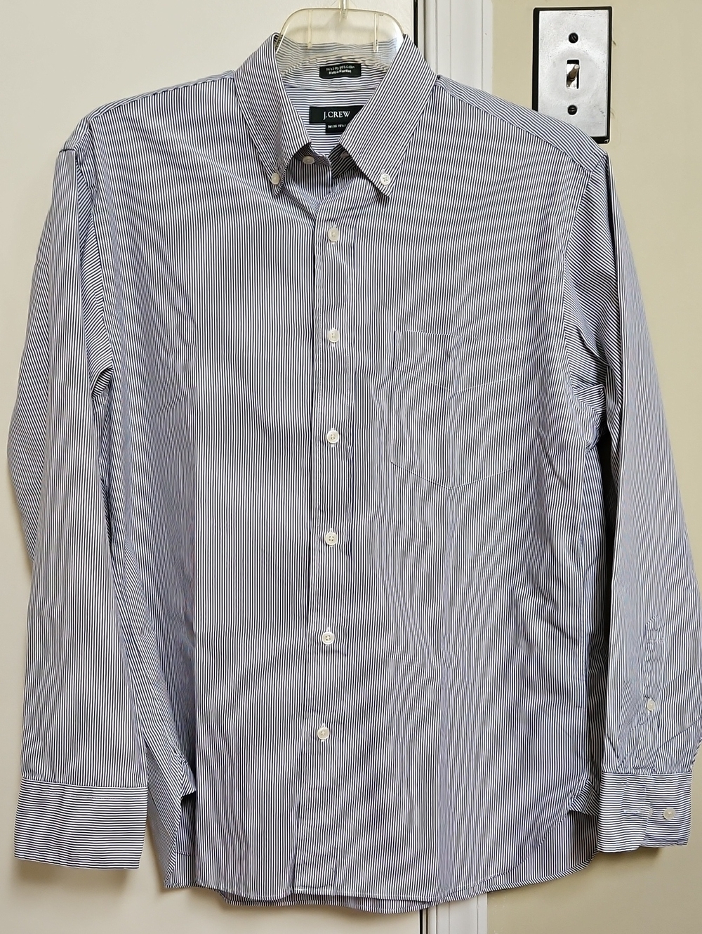 J.Crew Men’s Medium Blue White Striped Button Down Regular Fit Office Shirt
